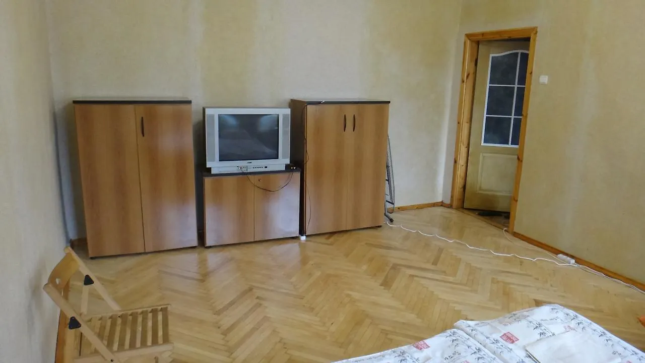 Apartment Near The Central Railway Station 키예프